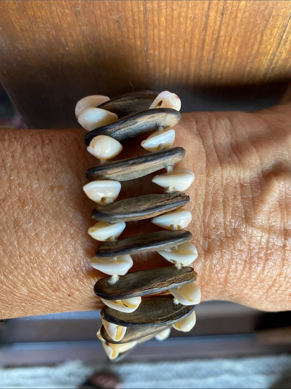 Freshwater seashells Multi-Row Bracelet - White
